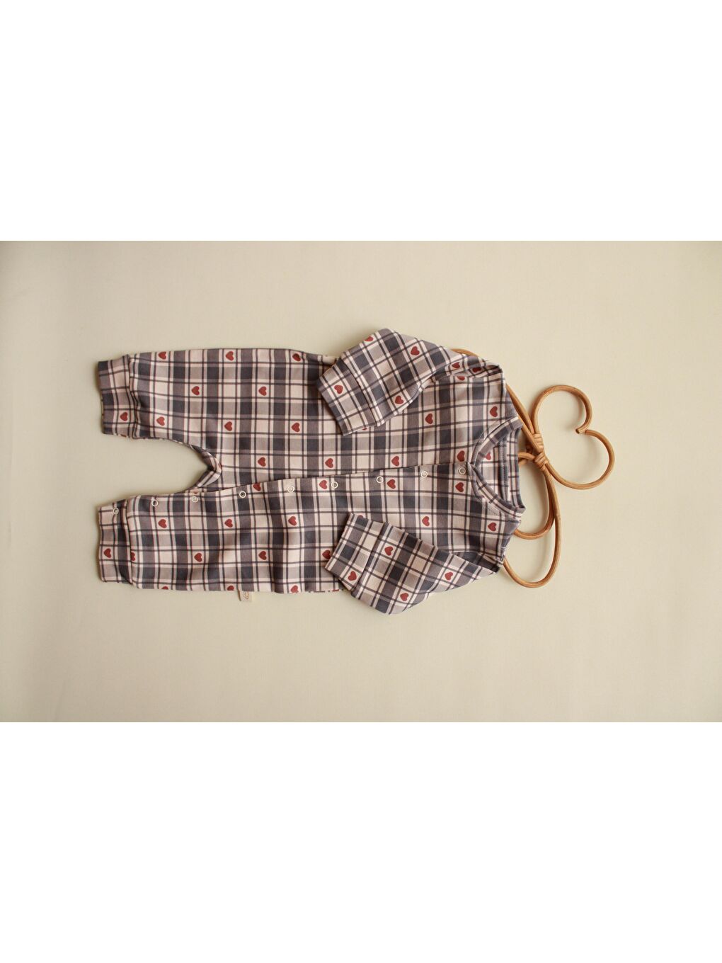 Bej Lacivert Kalp  Serisi Tulum-1