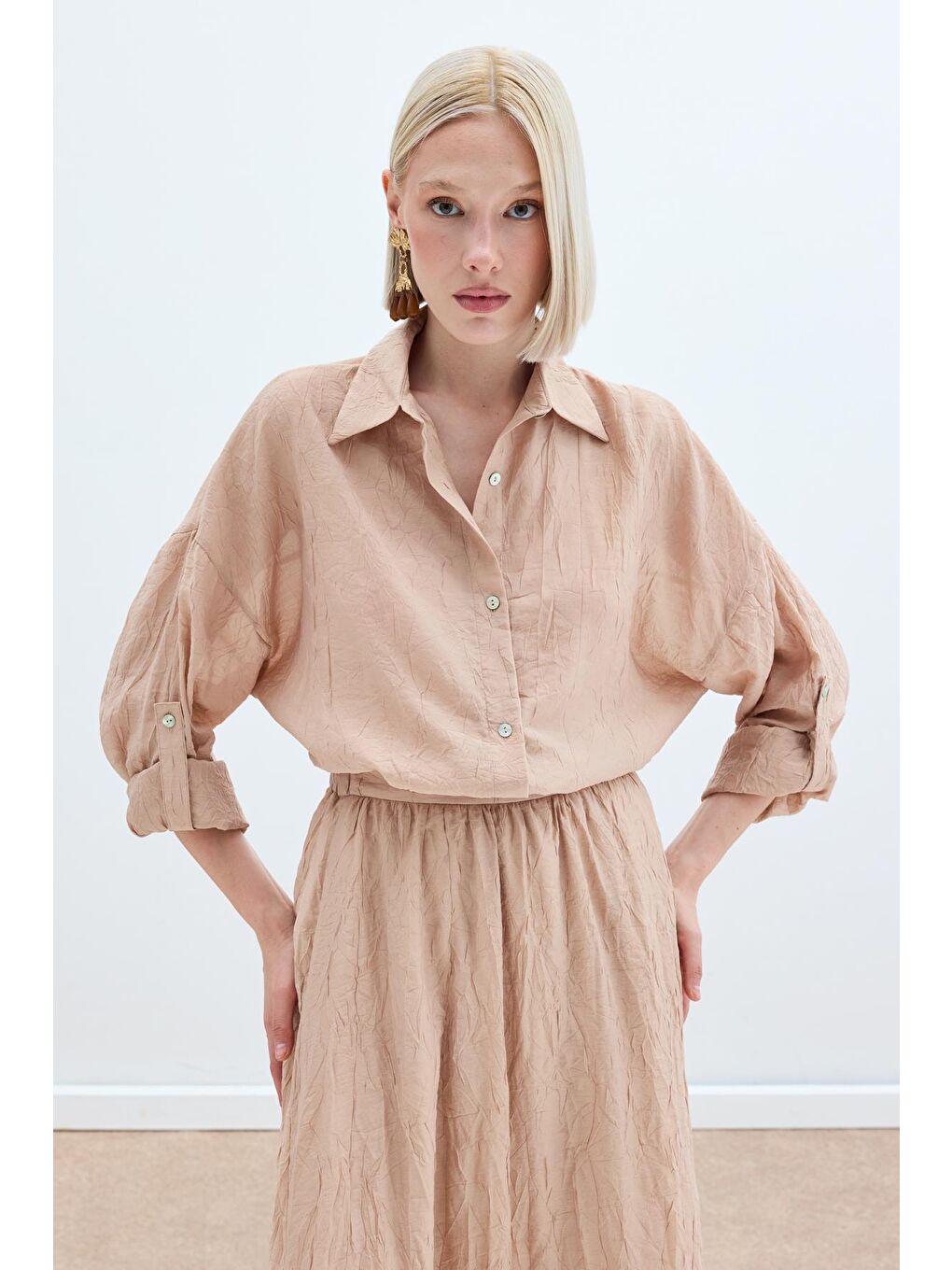 Pembe Kol Detaylı Salaş Gömlek - Pudra-6