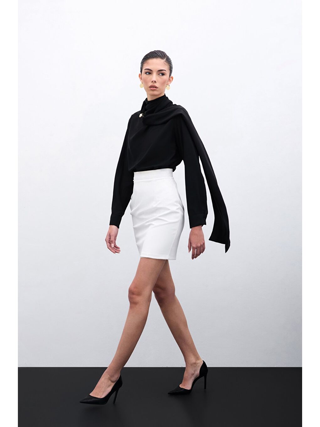 Şal Detaylı Bluz - Siyah-1