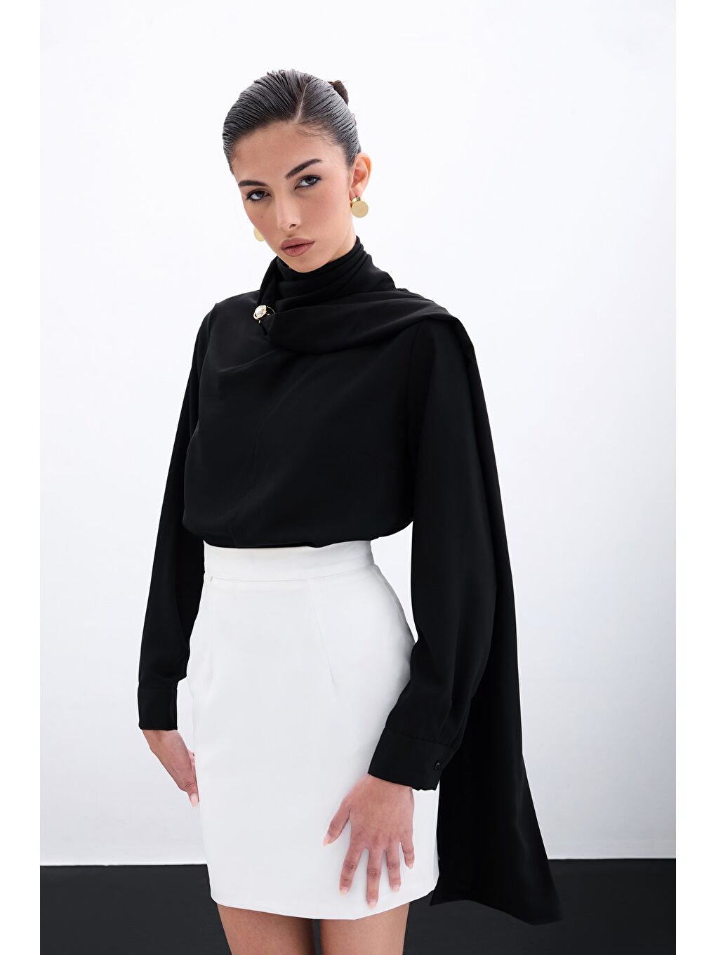 Şal Detaylı Bluz - Siyah-3