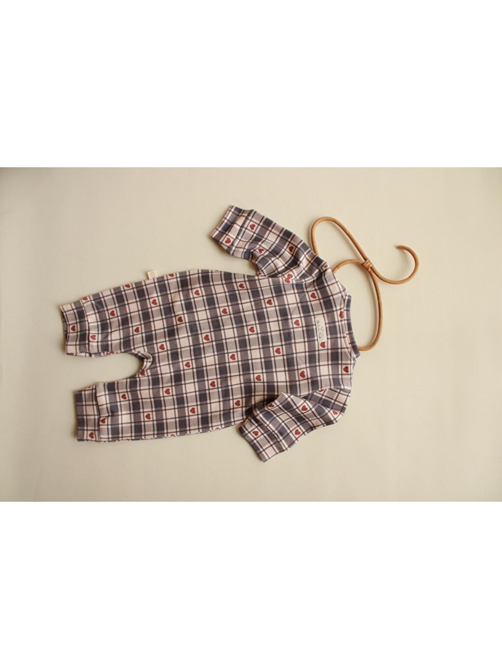 Bej Lacivert Kalp  Serisi Tulum-4