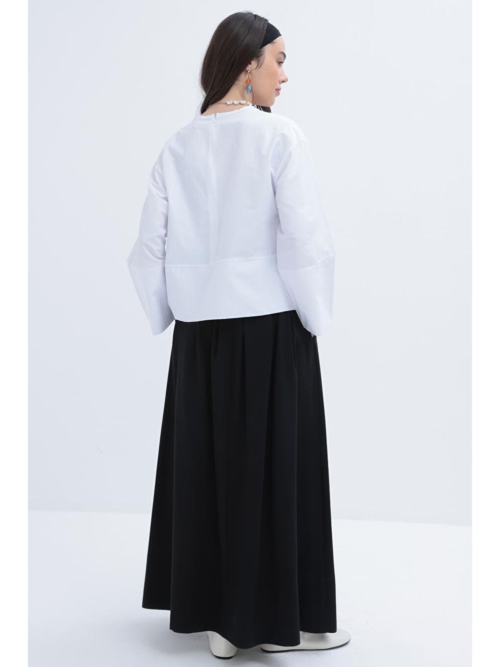 Beyaz-Geniş Manşetli Bluz-3