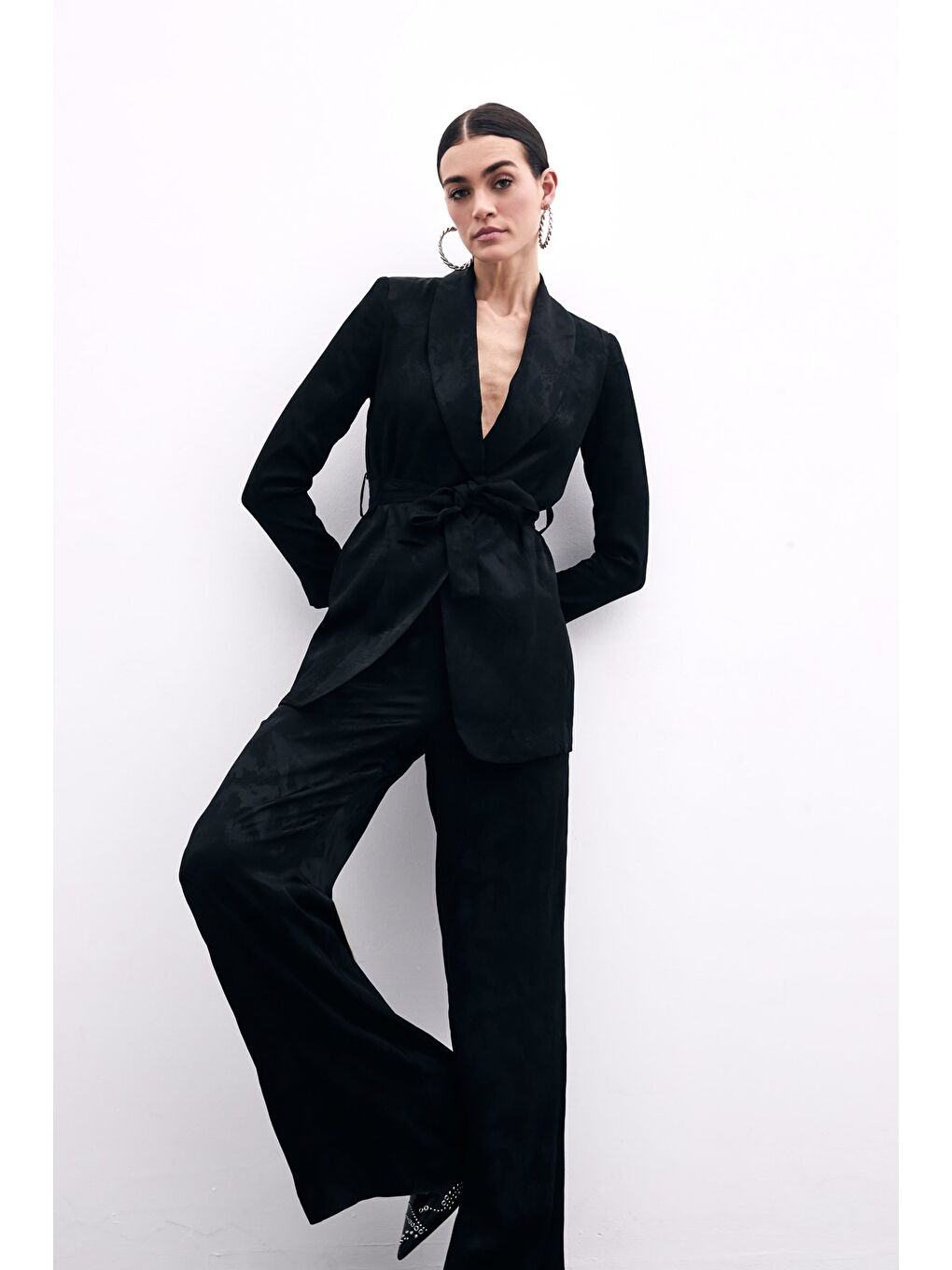 Bağlamalı Jakarlı Ceket - Siyah