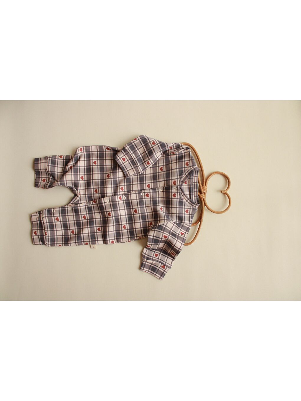 Bej Lacivert Kalp  Serisi Tulum-6