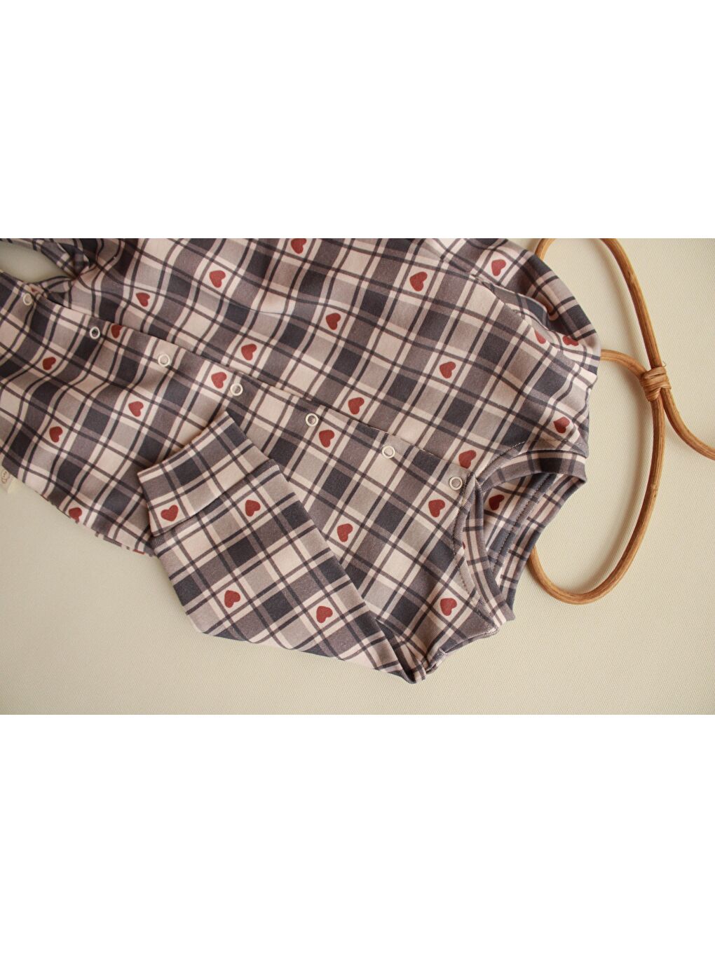 Bej Lacivert Kalp Serisi Tulum-1