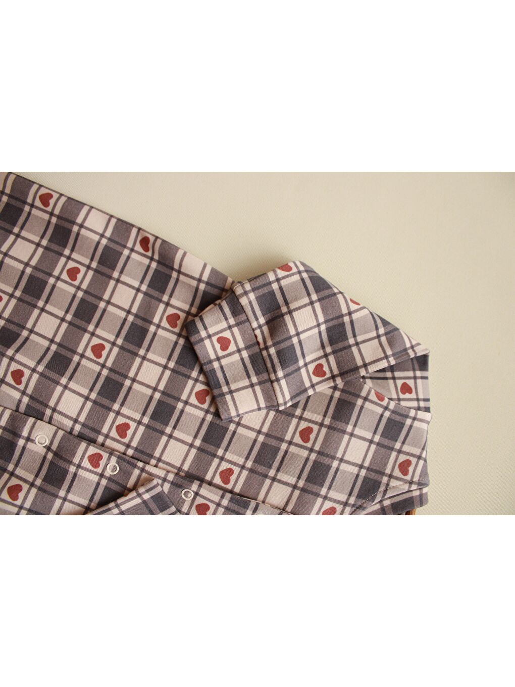 Bej Lacivert Kalp  Serisi Tulum-7