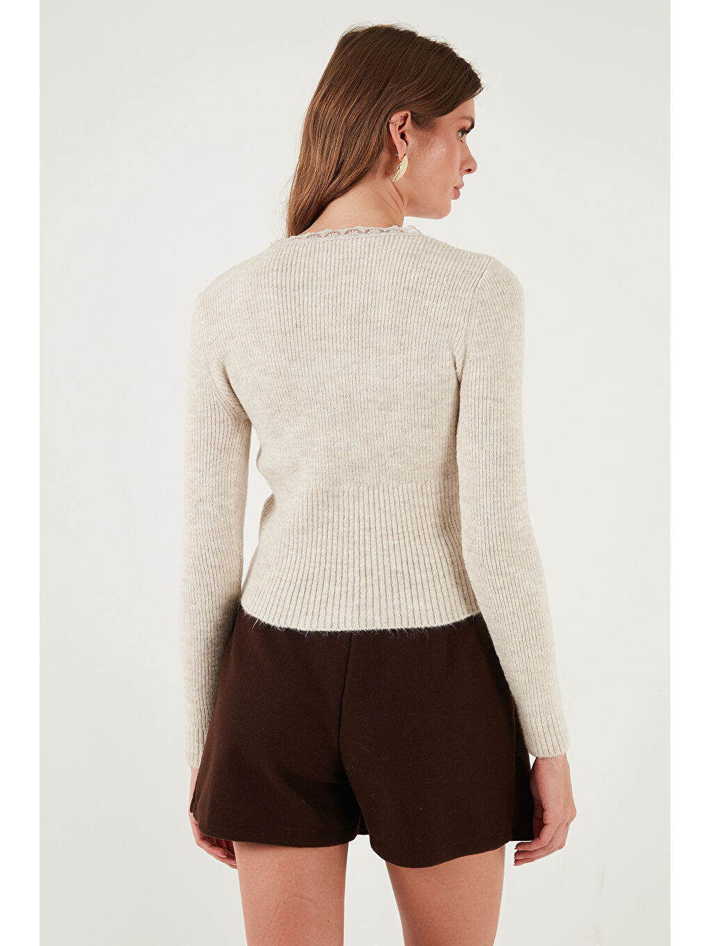 Bej Premium Slim Fit Dantel Detaylı Yaka Örme Hırka 680HI00061-5