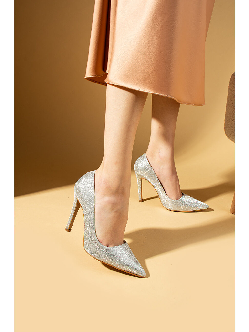 Gri Simli İnce Uzun Topuklu Kadın Stiletto 71-53-24Sim-2