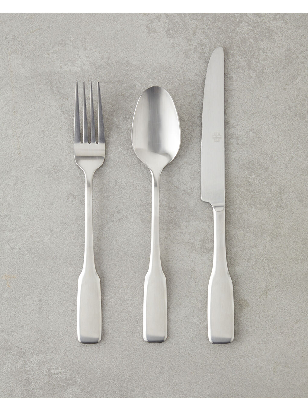 Gri Sanchi Paslanmaz Çelik Çatal Kaşık Bıçak Takımı 18 Parça 6 Kişilik Silver