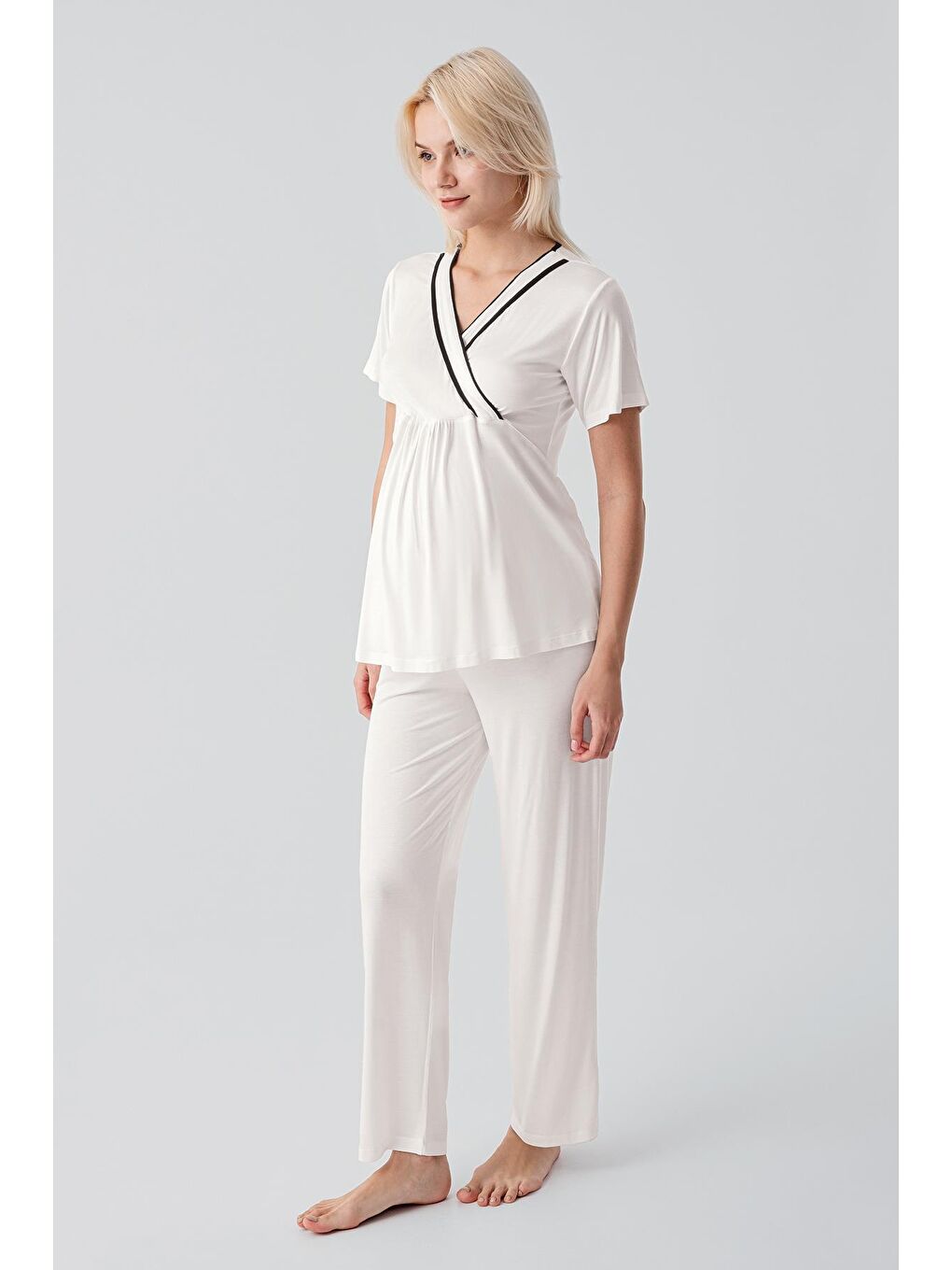 Ekru Kısa Kollu Emzirme Bölmeli Ayarlanabilir Bel Esnek Viskoz Hamile Pijama Takım 19217-1
