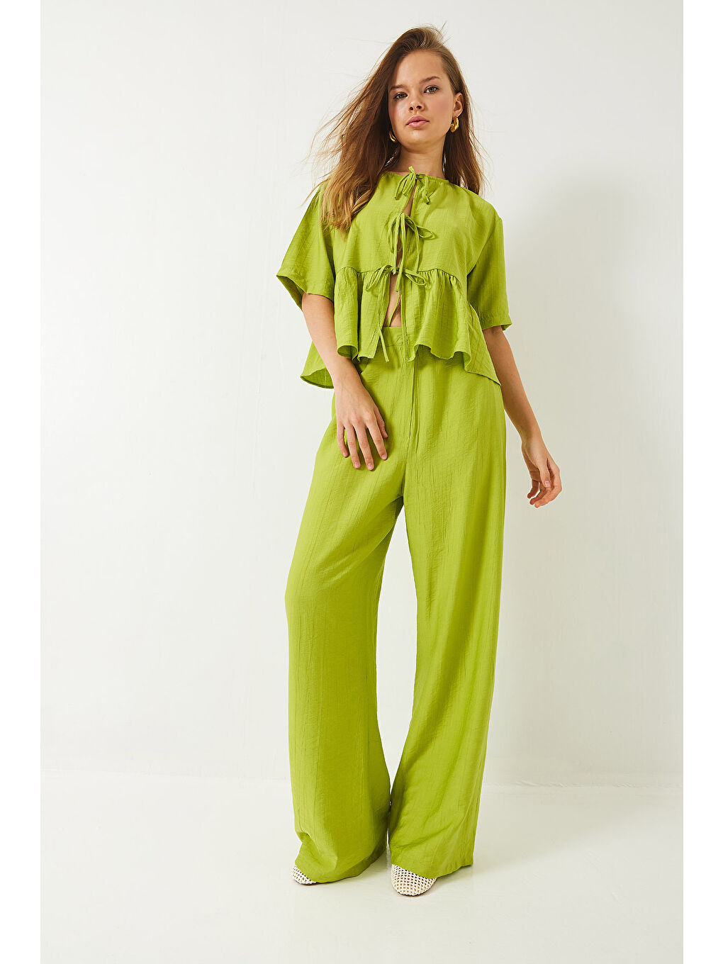 Yeşil Kadın Bağlama Detaylı Kısa Kollu Bluz Pantolon Alt-Üst Takım-4