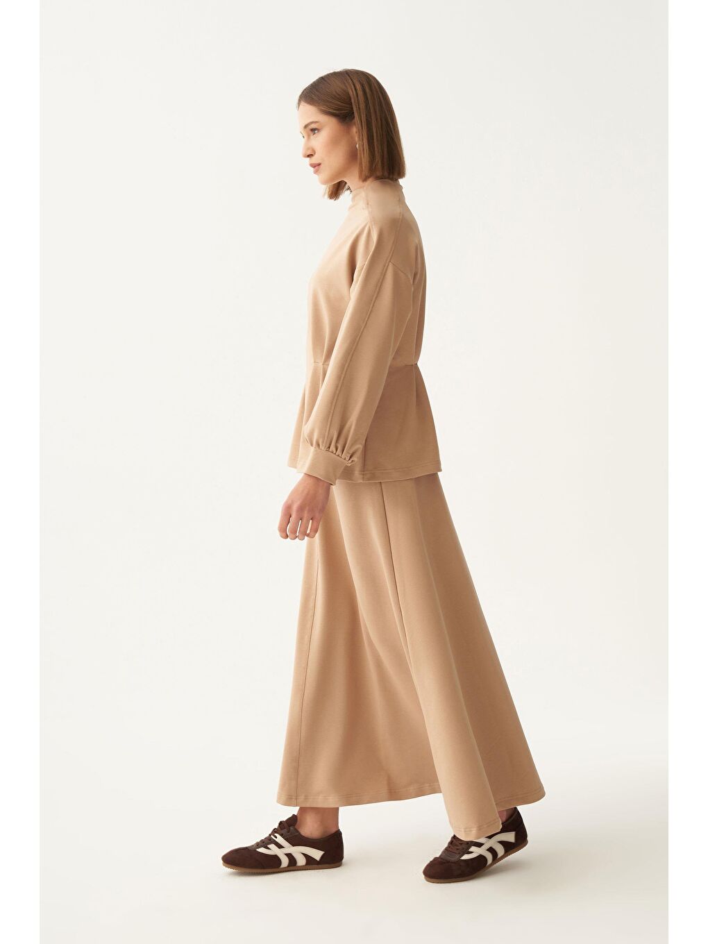 Bej Vizon-Yumuşak Dokulu Pile Detaylı Etekli Takım-1