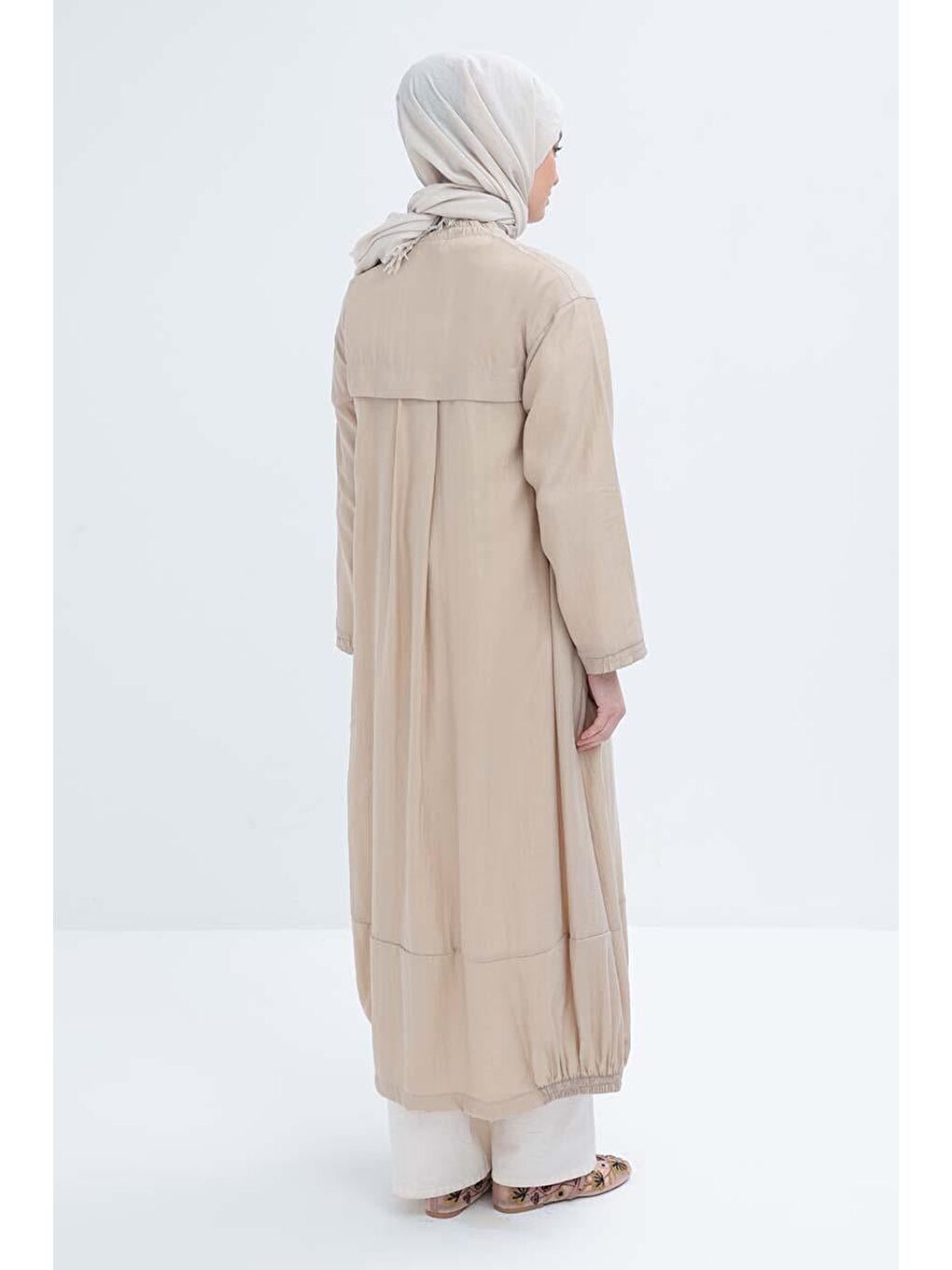 Bej-Etek Ucu Lastikli Fermuarlı Ferace-3