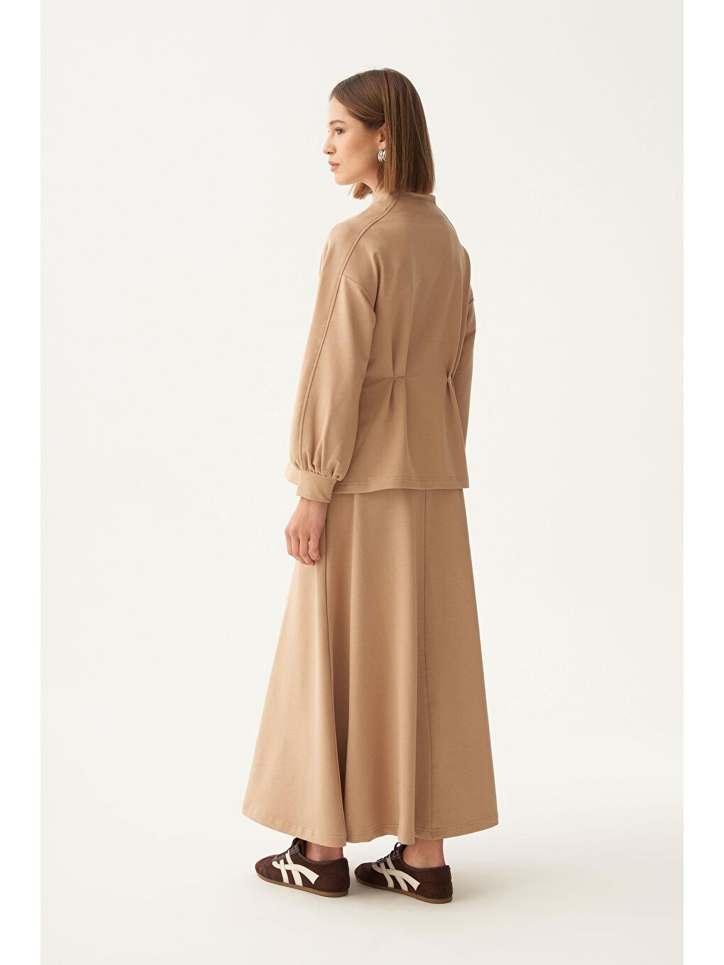 Bej Vizon-Yumuşak Dokulu Pile Detaylı Etekli Takım-2