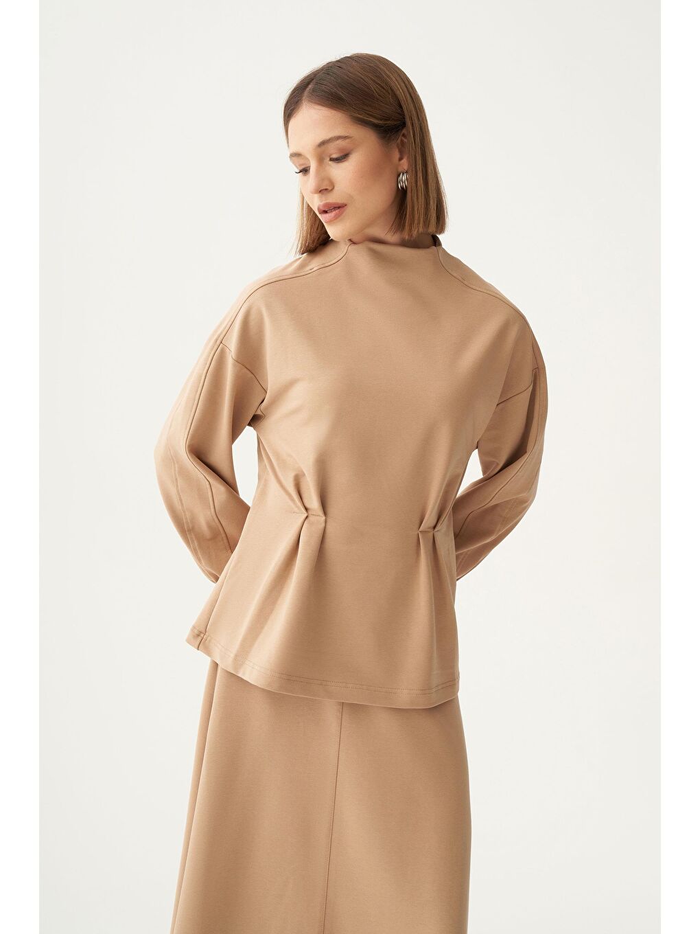 Bej Vizon-Yumuşak Dokulu Pile Detaylı Etekli Takım-3