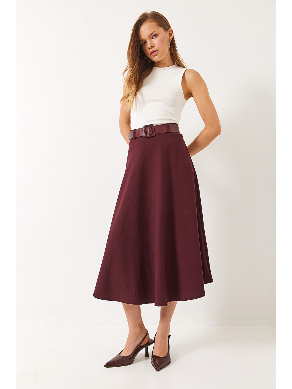 Bordo Kadın Kemerli Kloş Örme Maxi Boy Etek-2