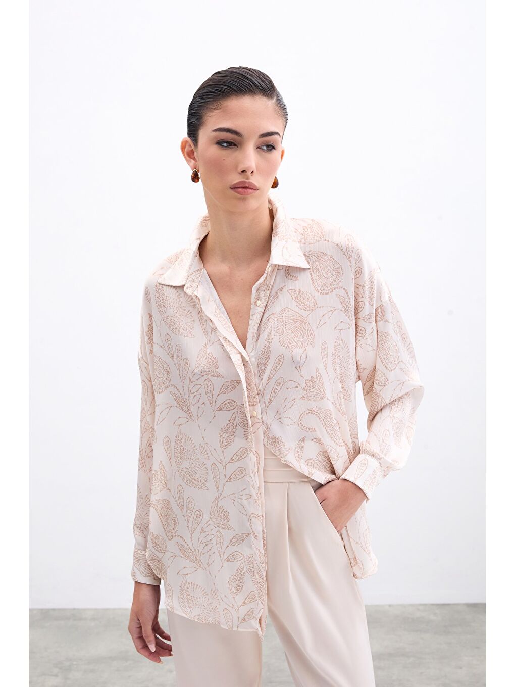 Desenli Saten Gömlek - Bej-2