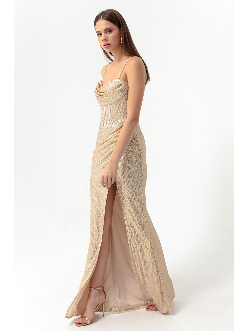 Sarı Kadın Gold Balen Korse Detaylı Payetli Yırtmaçlı Uzun Abiye Elbise-2