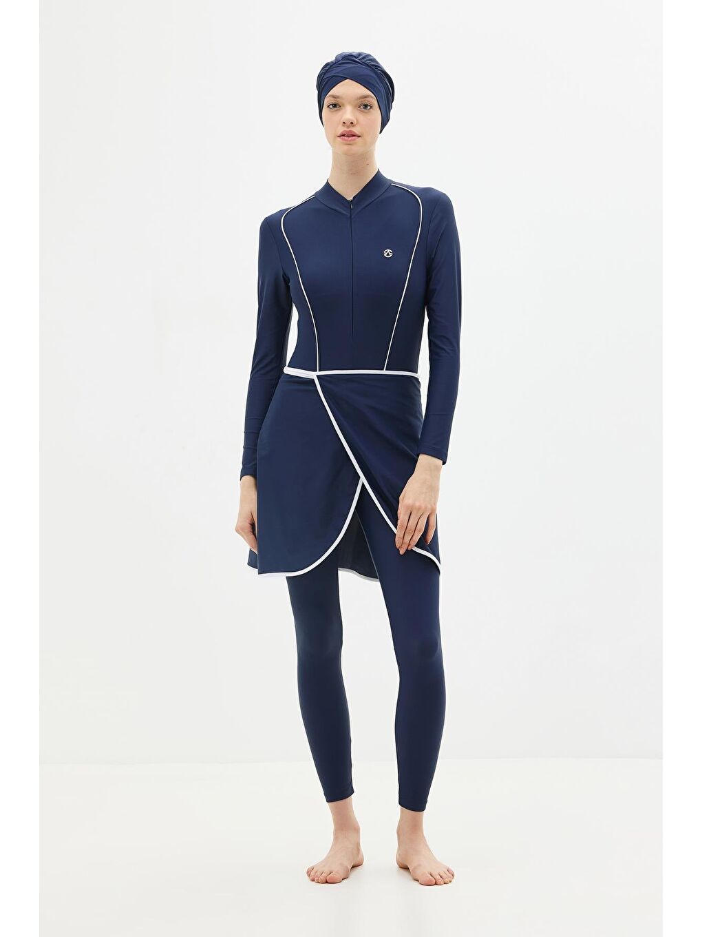 Etekli Taytlı Tam Kapalı Tesettür Mayo C13059 Lacivert/Beyaz-5