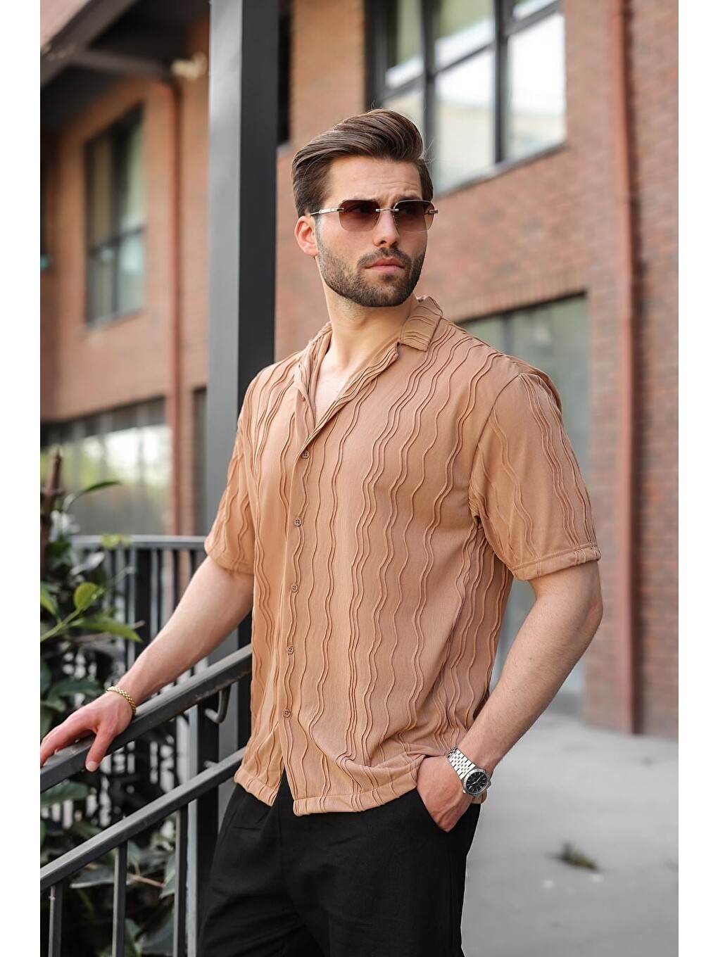 Bej Dalga Desenli Regular Fit Erkek Gömlek E6771
