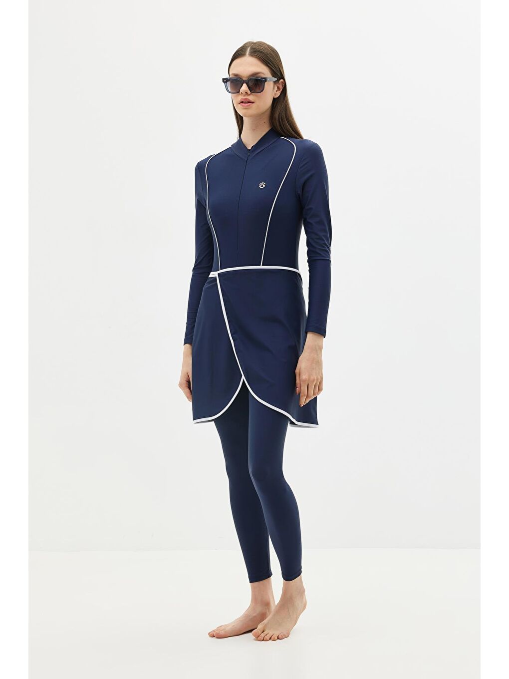 Etekli Taytlı Tam Kapalı Tesettür Mayo C13059 Lacivert/Beyaz-10