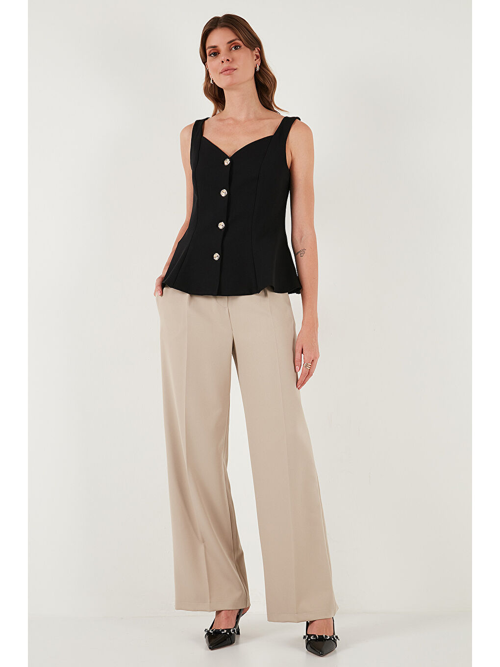 Siyah Fitted Fit V Yaka Düğmeli Yelek 611FYL145-1