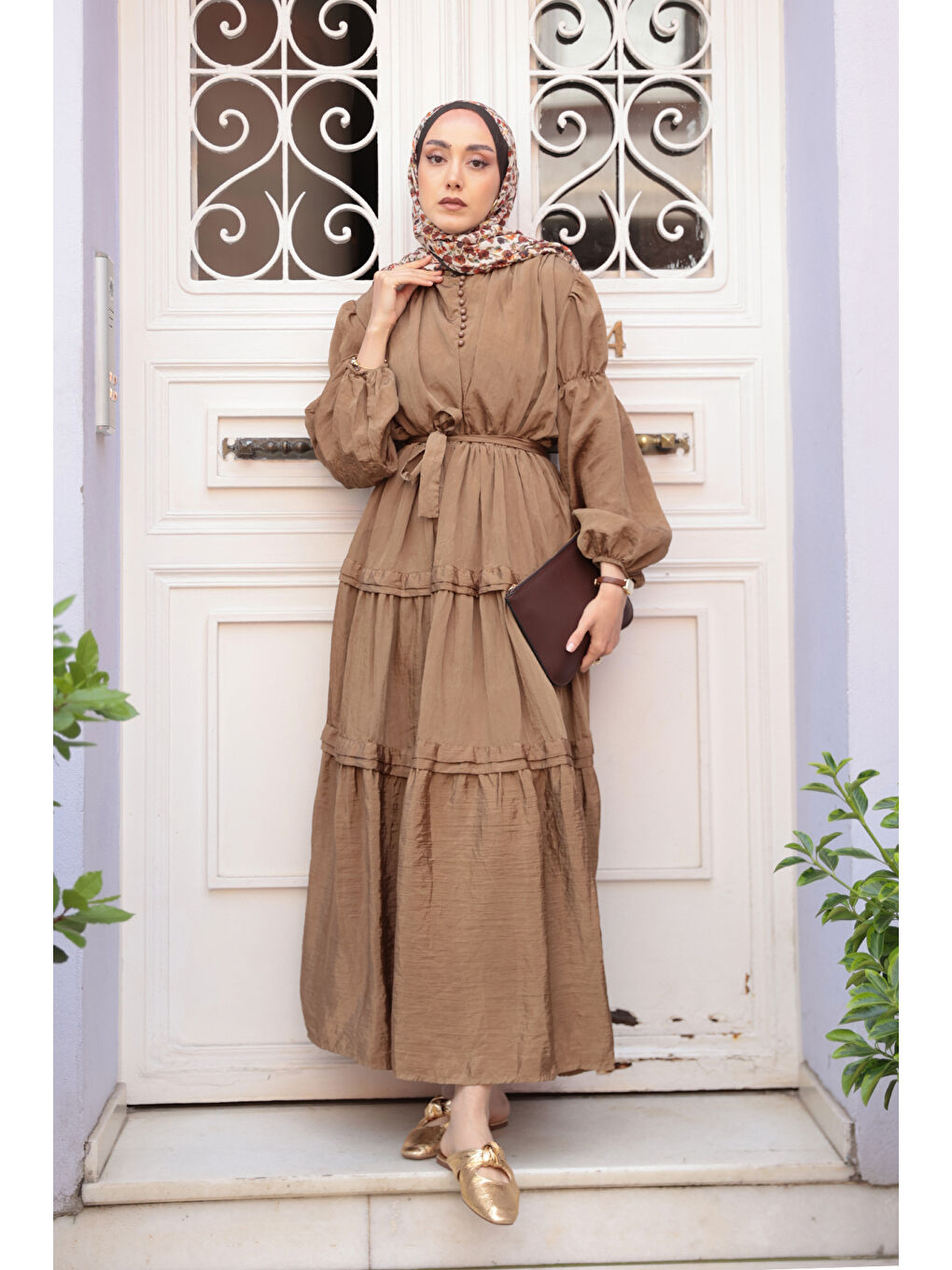 Kadın Kolu Lastik Detaylı Elbise Kahverengi-1