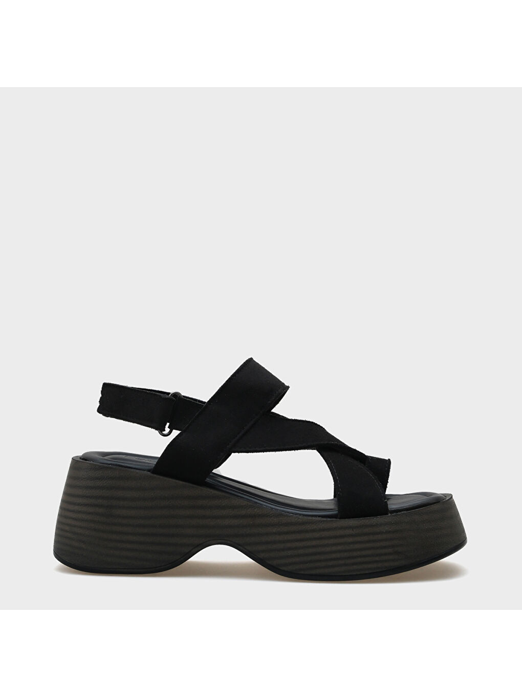 Siyah Doris Taşlı Tokalı Süet Dolgu Topuklu Kadın Terlik