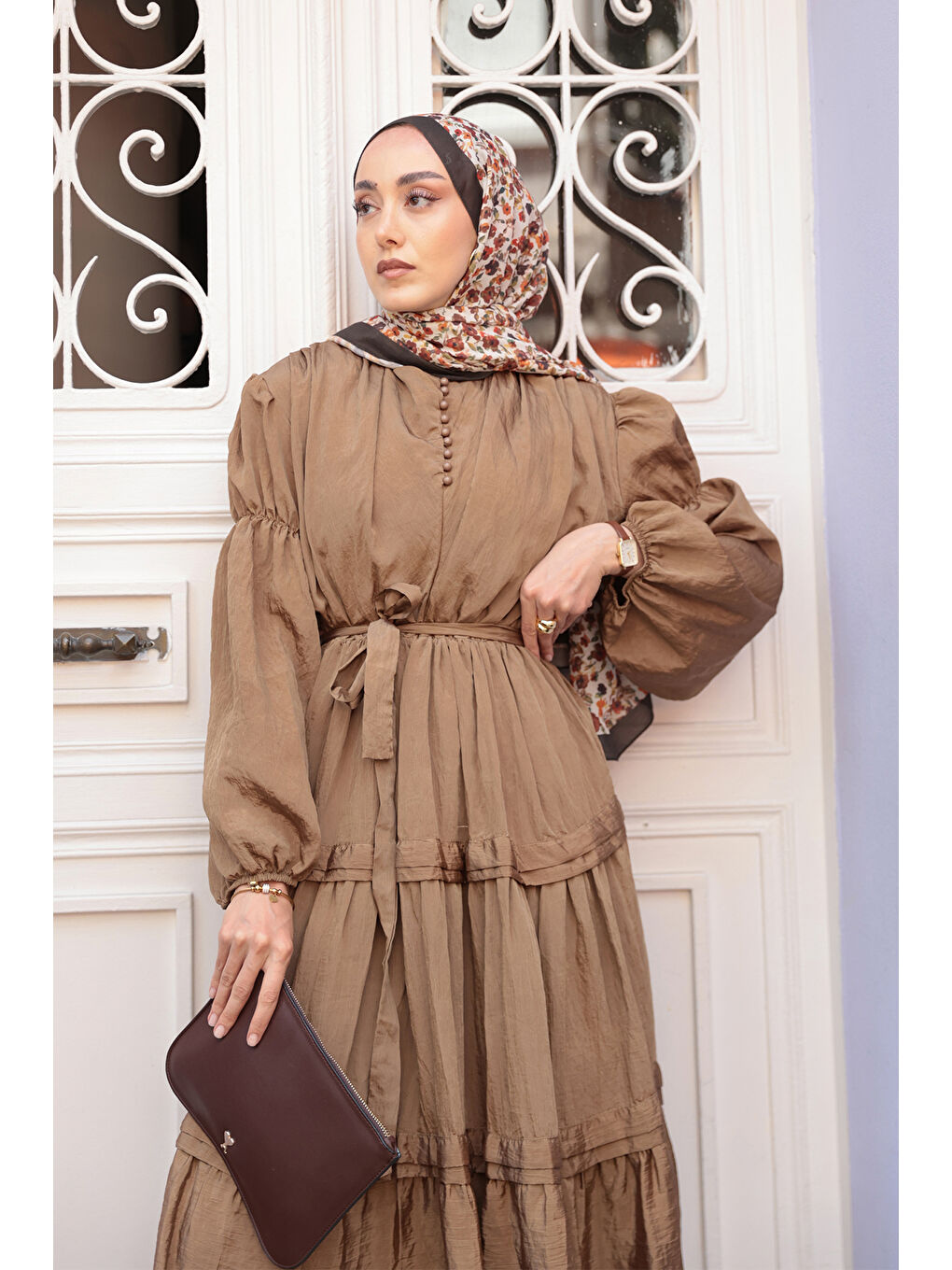 Kadın Kolu Lastik Detaylı Elbise Kahverengi-3