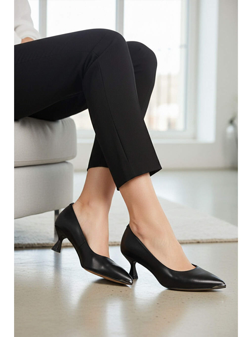 Siyah İnce Kısa Topuklu Kadın Abiye Ayakkabı 357171 Z-2
