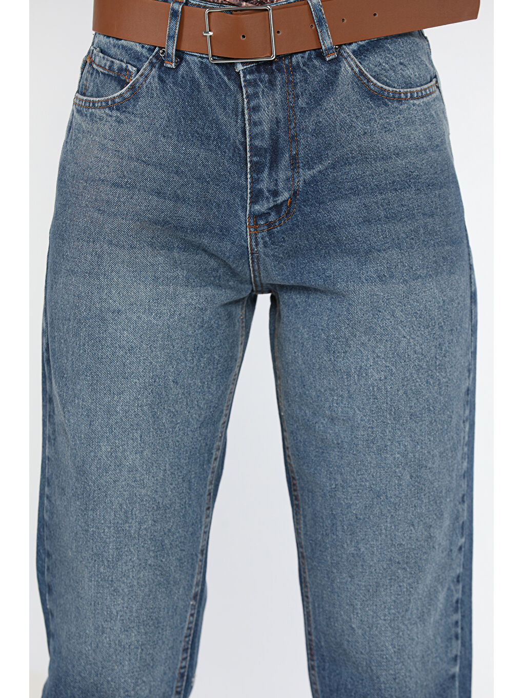 Mavi Kadın Kemer Detaylı Mom Jean Pantolon-3