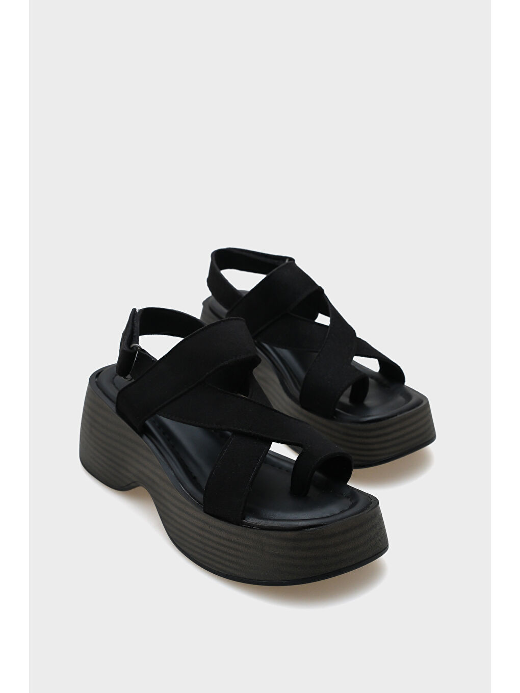 Siyah Doris Taşlı Tokalı Süet Dolgu Topuklu Kadın Terlik-1