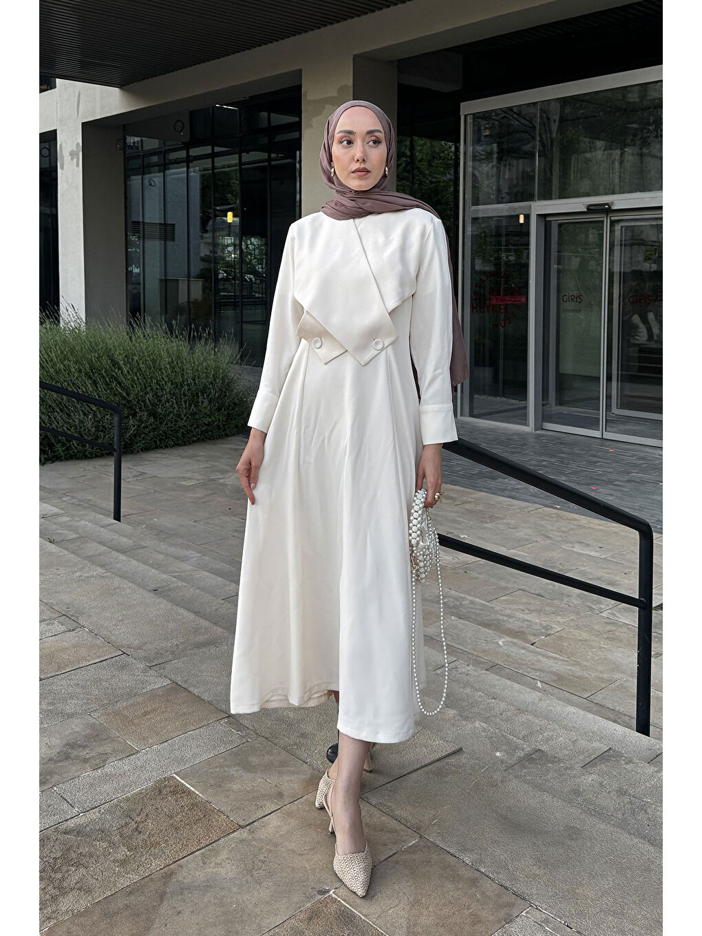 Ekru Kadın Önü Çapraz Detaylı Elbise Krem