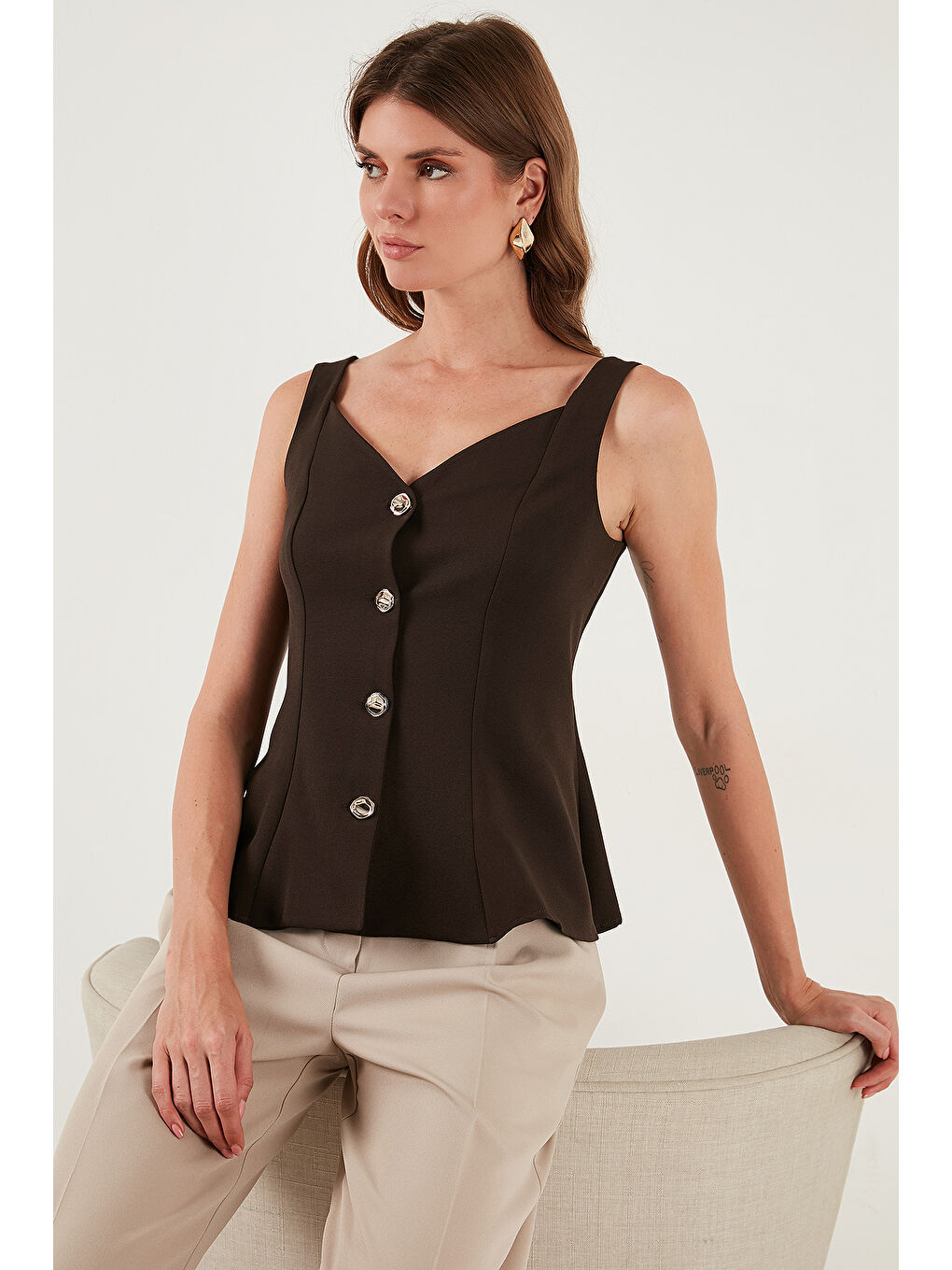 Kahverengi Fitted Fit V Yaka Düğmeli Yelek 611FYL145