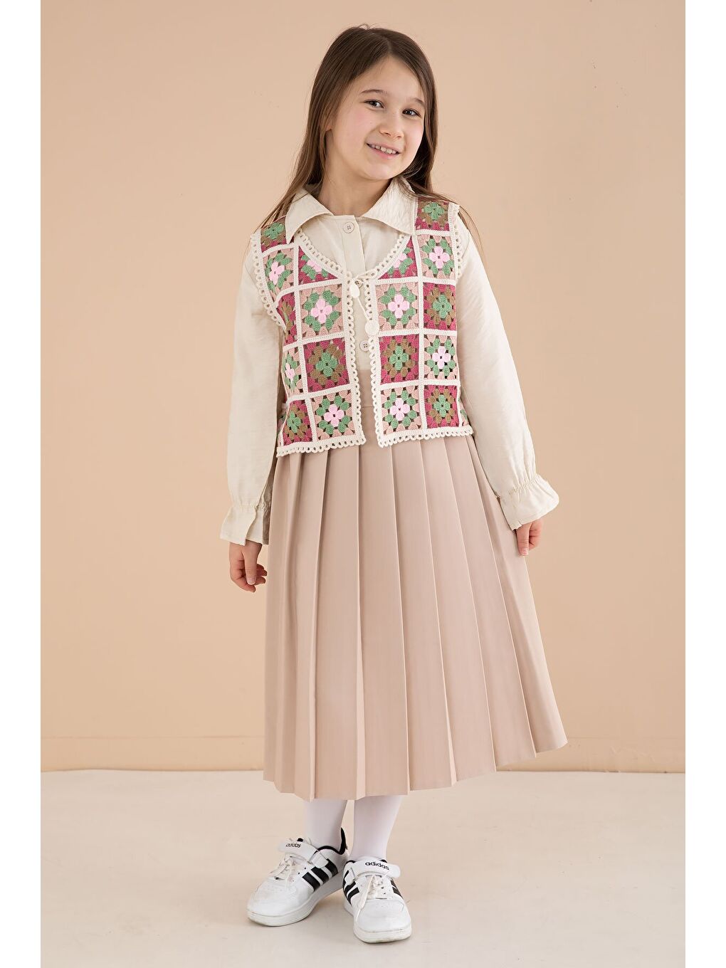 Kahverengi Çiçek Desen Örgü Süveterli Gömlekli Kız Çocuk Etekli 3lü Takım 23583-3