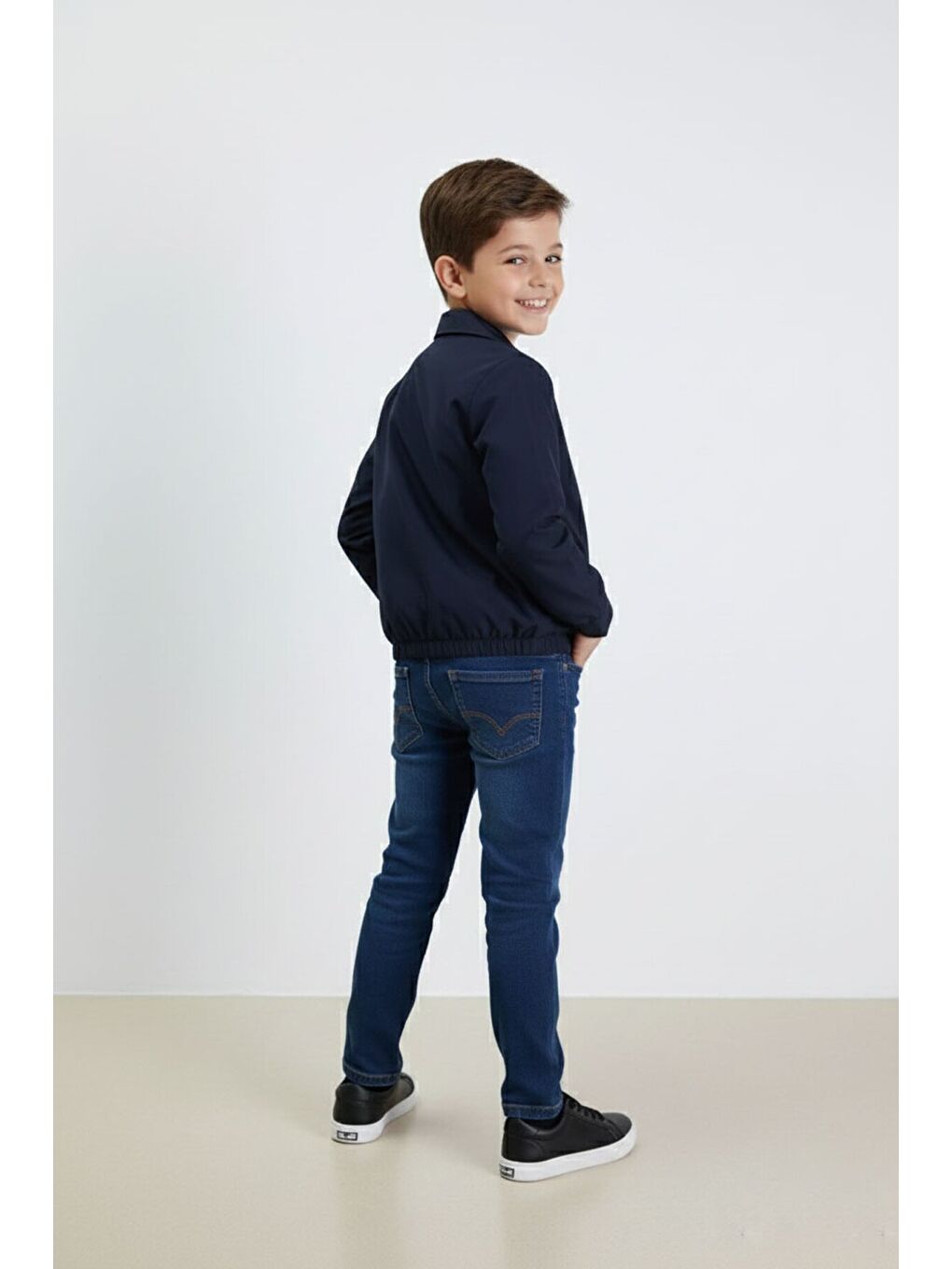 Lacivert Yazılı Ceketli Jean Pantolonlu Erkek Çocuk 3lü Takım 23374-4