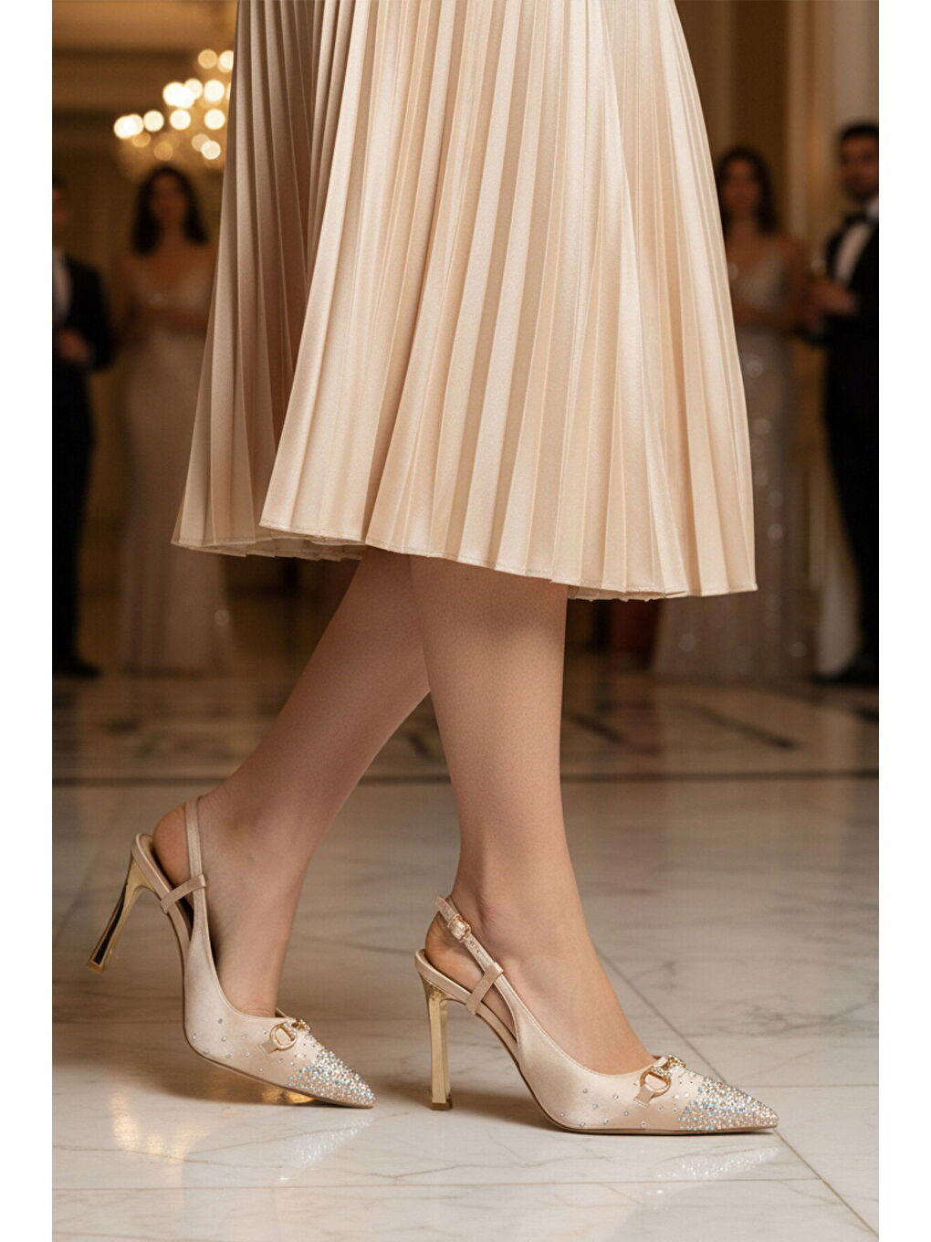Bej Saten Taşlı İşlemeli İnce Uzun Topuklu Kadın Abiye Ayakkabı 298248 Z-3