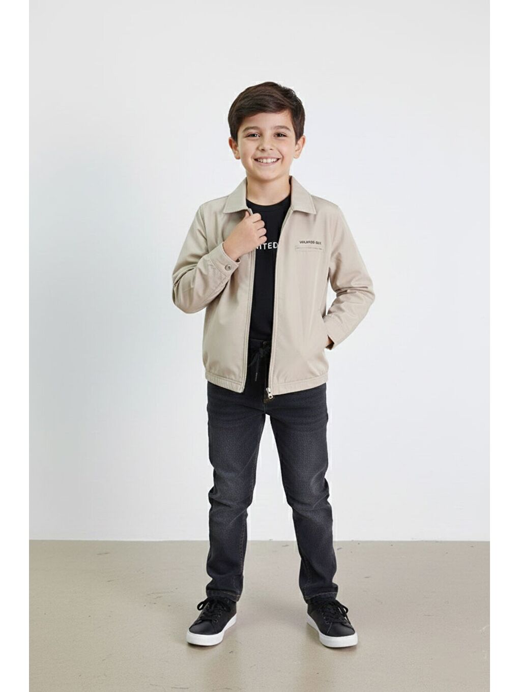 Bej Yazılı Ceketli Jean Pantolonlu Erkek Çocuk 3lü Takım 23377-3