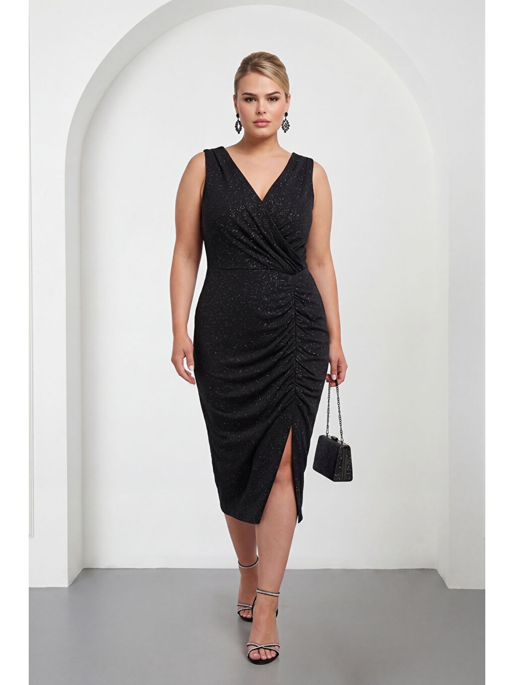 Kadın Siyah Kruvaze Yaka Simli Büyük Beden Midi Abiye Elbise-1