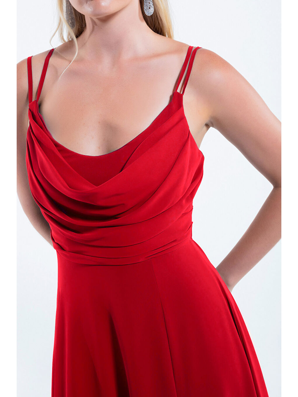 Kadın Kırmızı Askılı Şifon Abiye Elbise-1