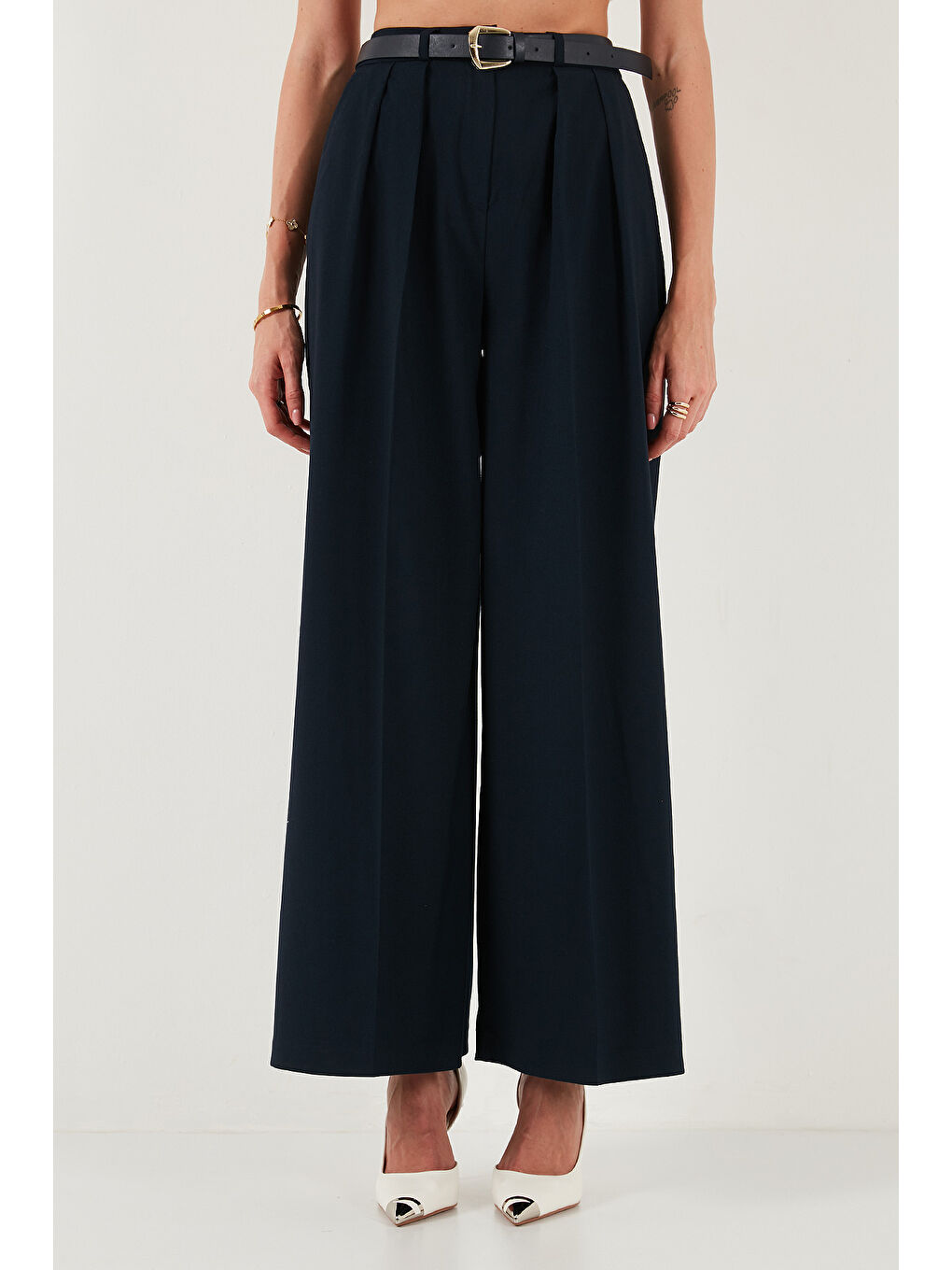 Lacivert Pileli Wide Leg Yüksek Bel Geniş Paça Kemerli Palazzo Pantolon 68351070-2