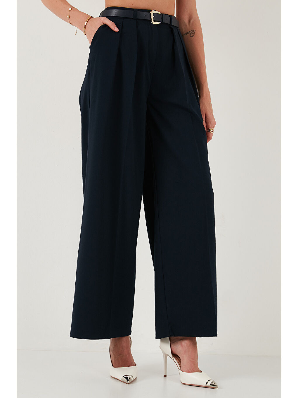 Lacivert Pileli Wide Leg Yüksek Bel Geniş Paça Kemerli Palazzo Pantolon 68351070-3