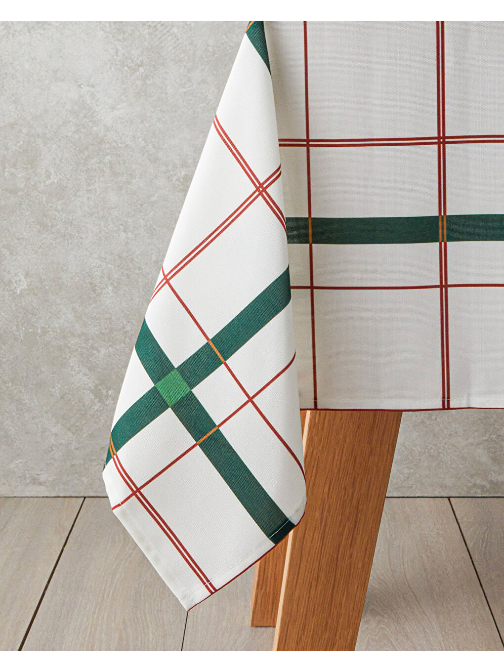 Paisley Polyester Masa Örtüsü 145x200 cm Beyaz - Yeşil-1