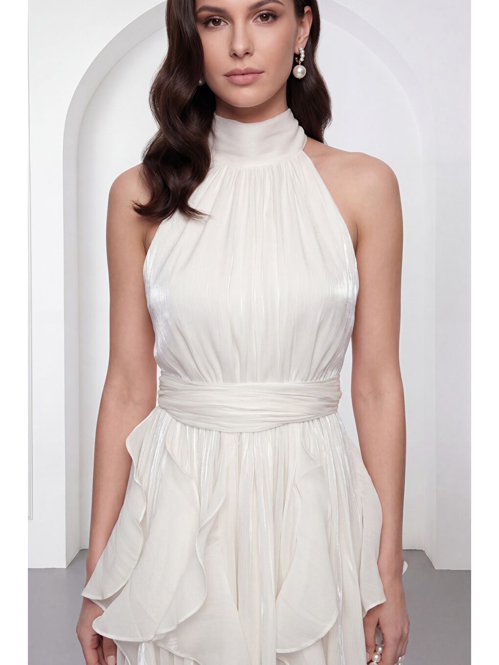 Kadın Ekru Halter Yaka Volanlı Mini Mezuniyet Elbise-2