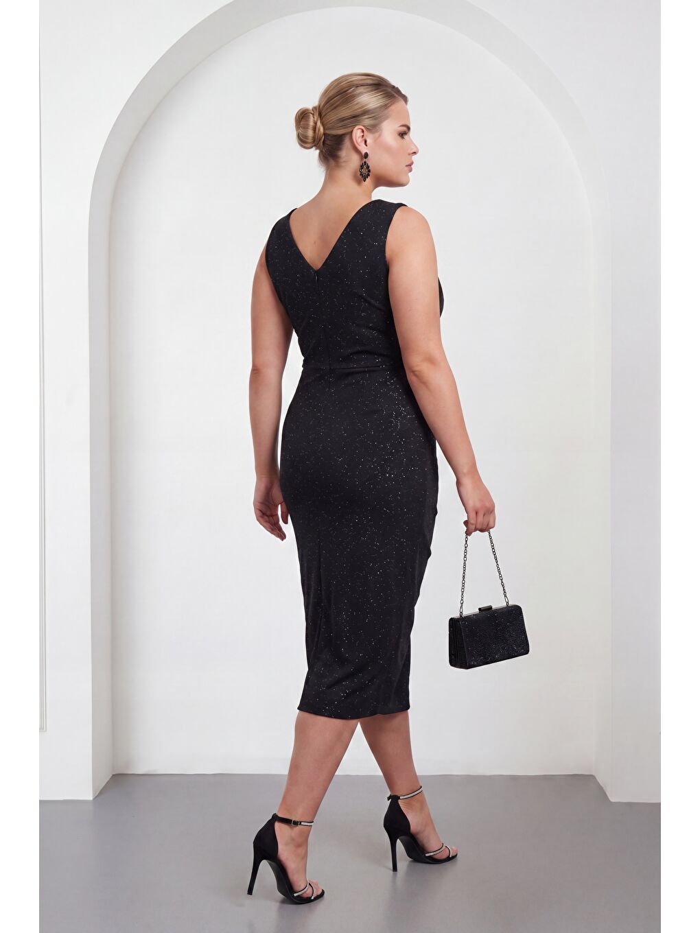 Kadın Siyah Kruvaze Yaka Simli Büyük Beden Midi Abiye Elbise-5