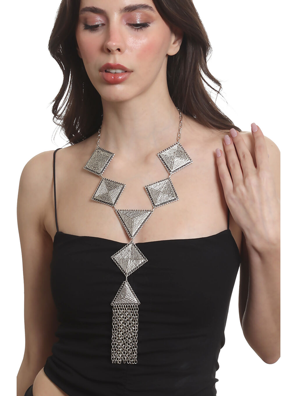 Gri Kadın Antik Gümüş Kaplama Geometrik Parçalı Püsküllü Tasarım Kolye-1