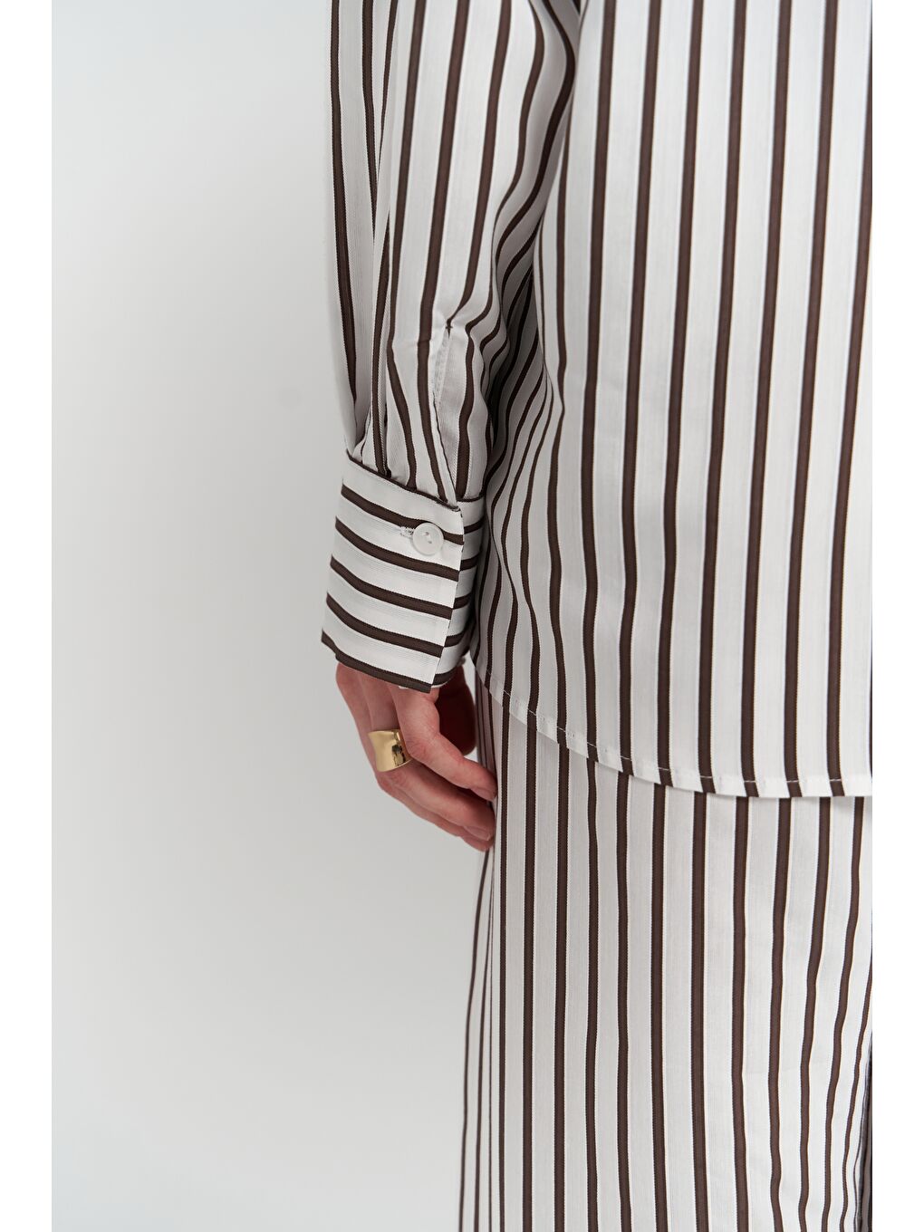 Kahverengi Beatrix Kahve Çizgili Ekru Gömlek Pantolon Takım-5