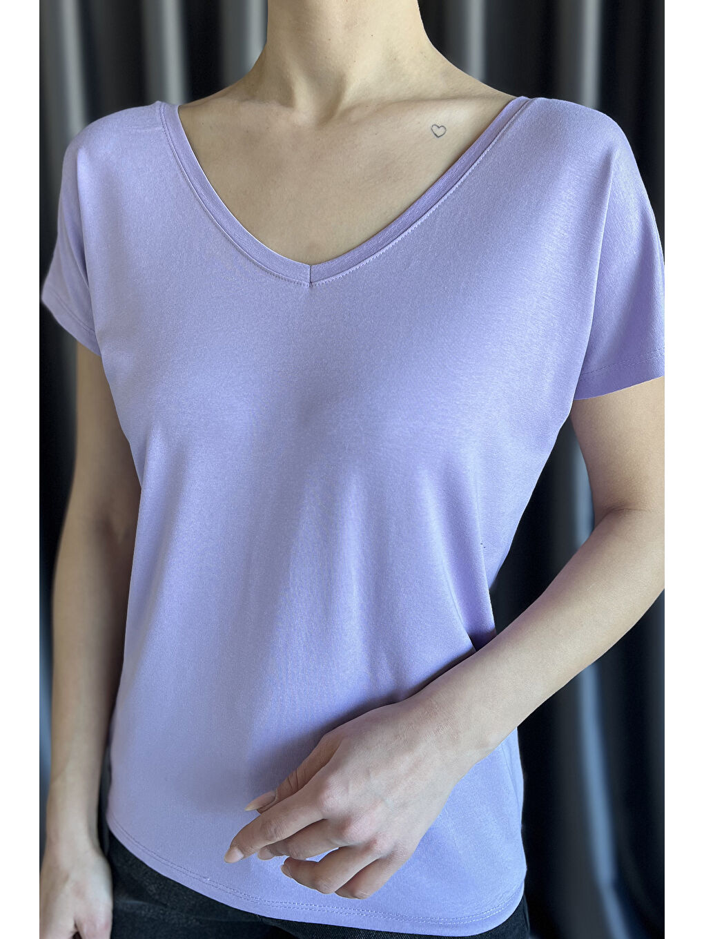 Lila Ön Arka V Yaka Kadın T-shirt-3