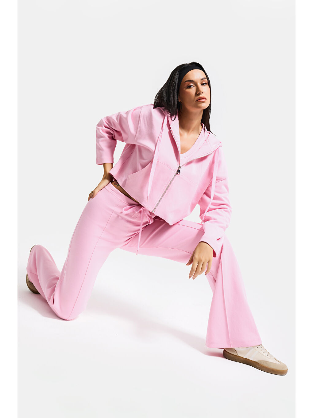 Kadın Pembe s6-98 Örme Kumaş Flare Eşofman Büstiyer ve Fermuarlı Sweatshirt 3'lü Kombin Takım-1