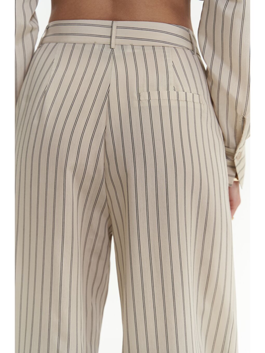 Berlin Çizgili Bej Gömlek Pantolon Takım-5